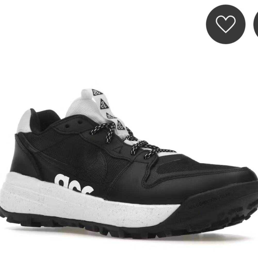 Nike ACG Lowcate
Black White Size 7 Gorpcore, Adventure, Traction, Outdoor, Hike